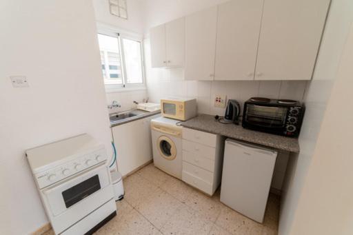 Dream Studio270M From The Beach Paphos Esterno foto