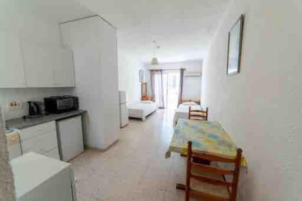 Dream Studio270M From The Beach Paphos Esterno foto